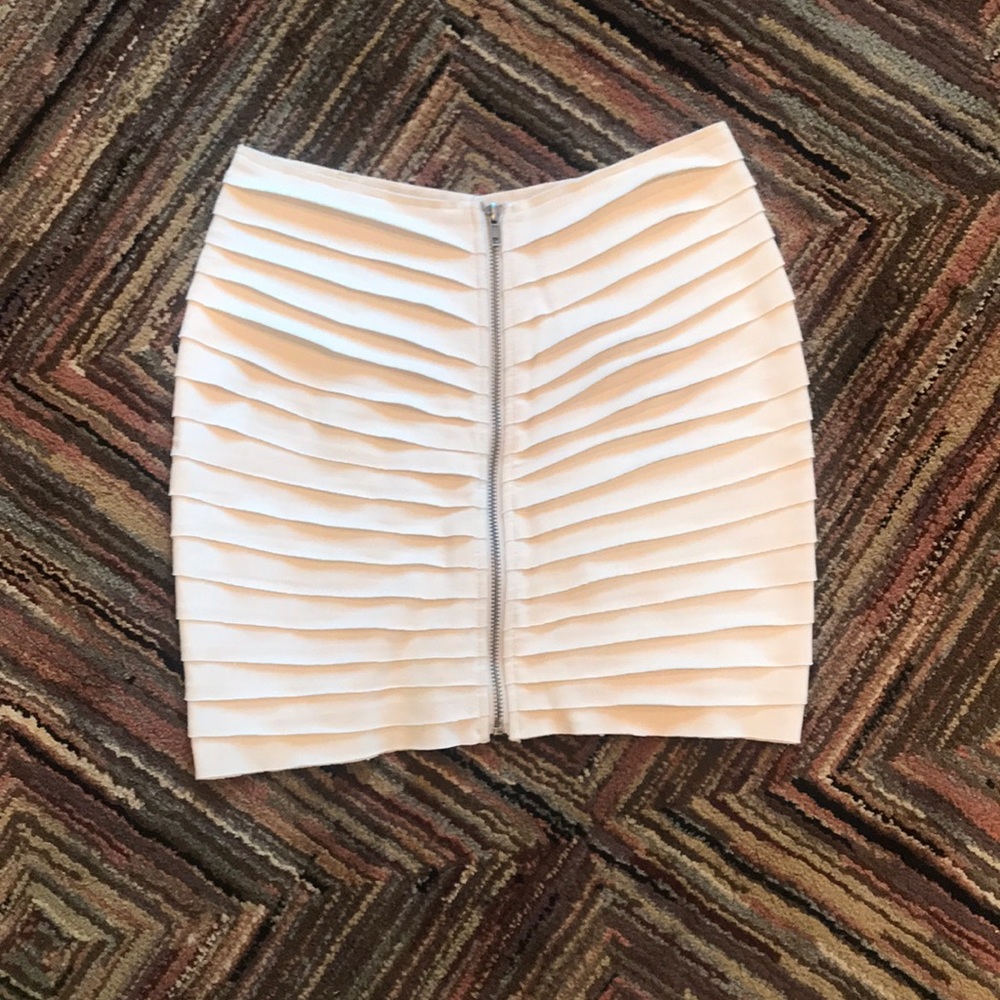 Urban Outfitters White Ruffle Mini w/ Front Zipper